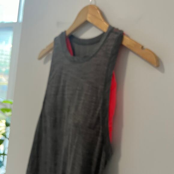 Lululemon Gray & Pink Tank Size 4 - Picture 2 of 5